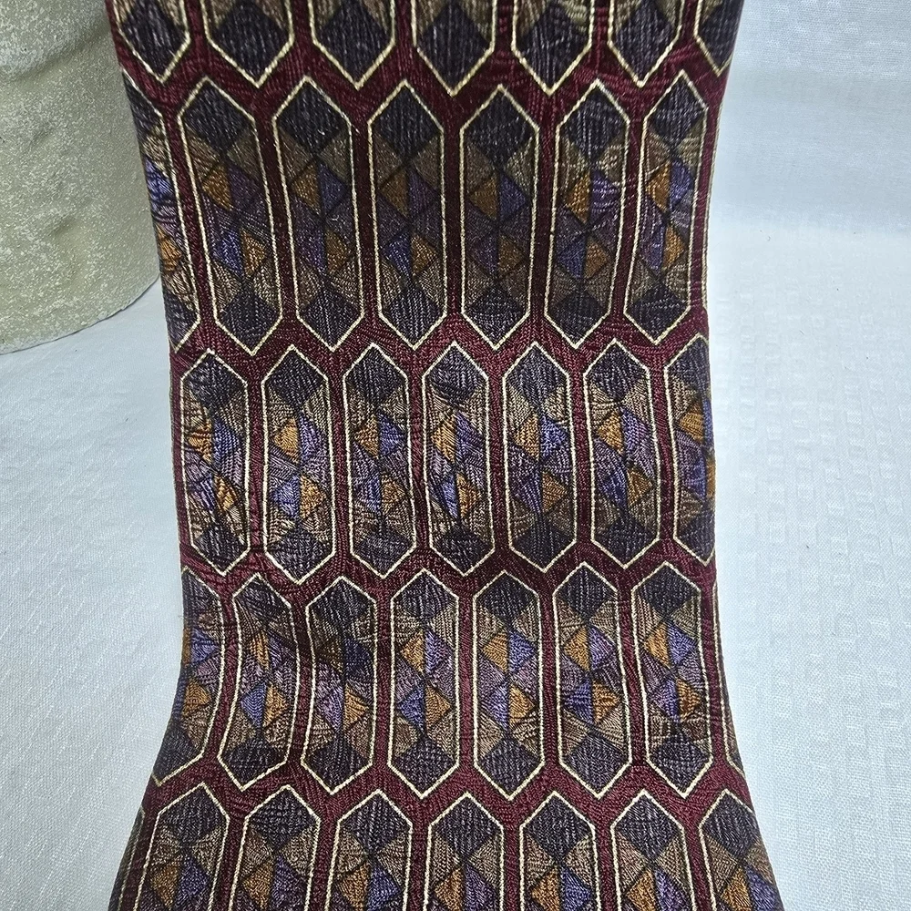 COLOURS BY ALEXANDER JULIAN MENS TIE 100% SILK, STAINED GLASS PATTERN, BLUE GOLD